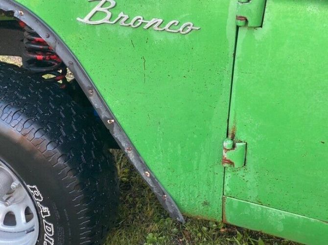Unknown-Bronco-1972-Green-GreenTan-14