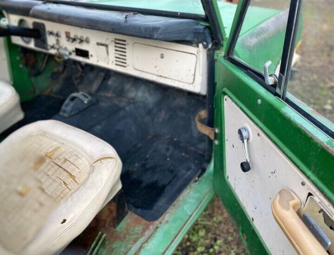 Unknown-Bronco-1972-Green-GreenTan-3