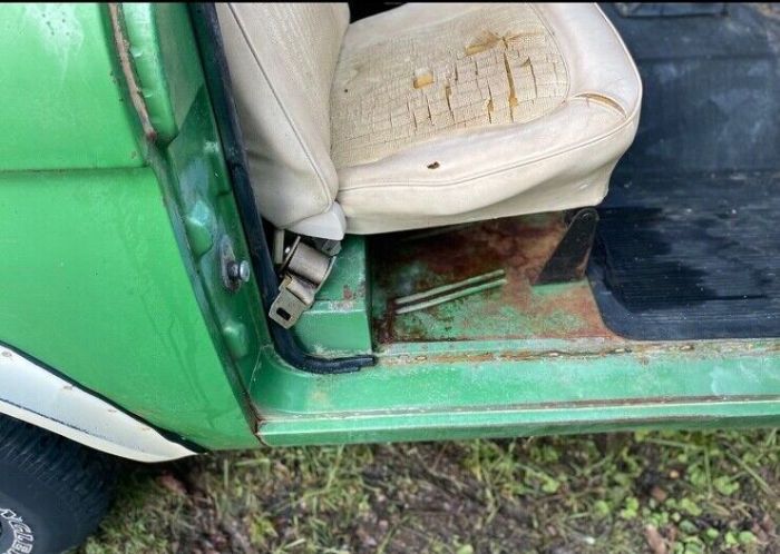 Unknown-Bronco-1972-Green-GreenTan-8