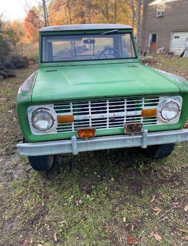 Unknown-Bronco-1972-Green-GreenTan-9