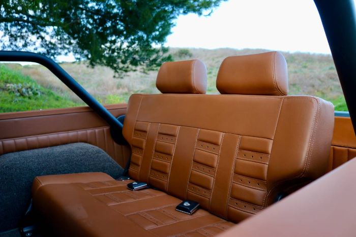 Unknown-Bronco-1973-14