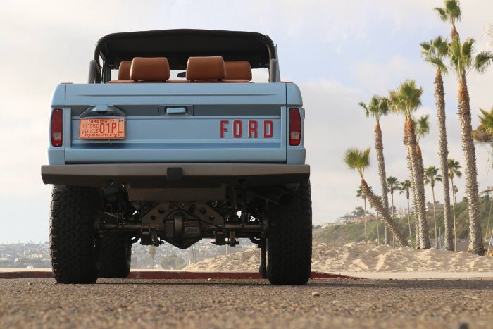 Unknown-Bronco-1973-7