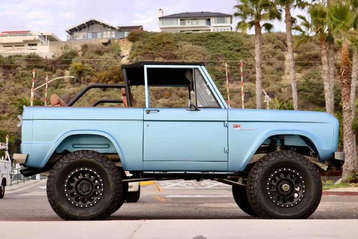 Unknown-Bronco-1973-9