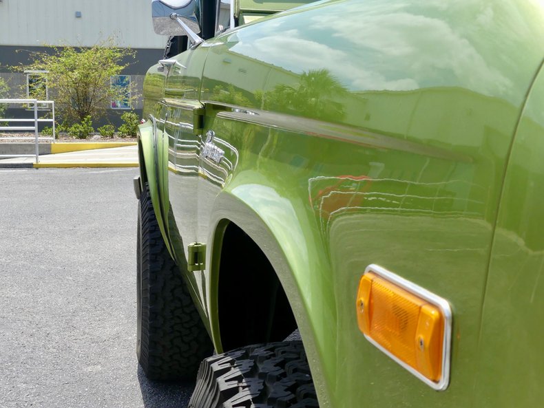 Unknown-Bronco-1973-Limestone-Green-Meta-Black-10