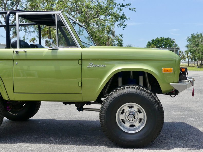 Unknown-Bronco-1973-Limestone-Green-Meta-Black-12