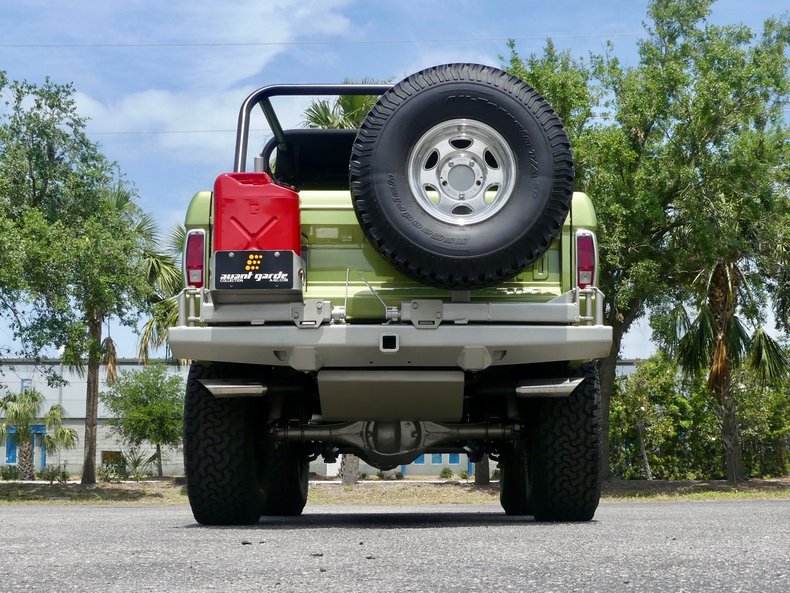 Unknown-Bronco-1973-Limestone-Green-Meta-Black-21