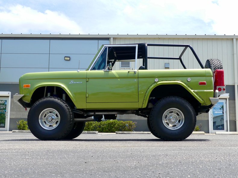 Unknown-Bronco-1973-Limestone-Green-Meta-Black-42