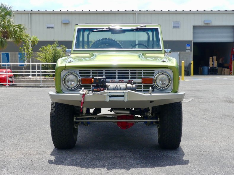 Unknown-Bronco-1973-Limestone-Green-Meta-Black-48