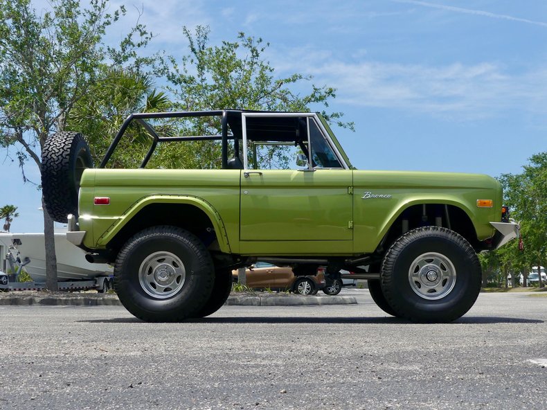 Unknown-Bronco-1973-Limestone-Green-Meta-Black-8