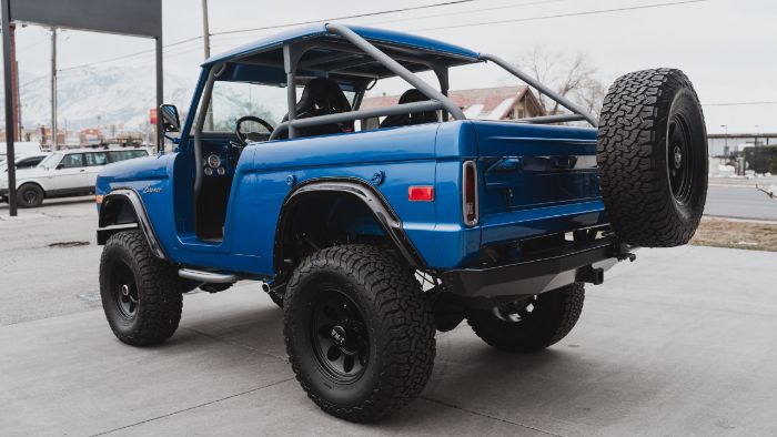 Unknown-Bronco-1973-Metallic-Blue-15