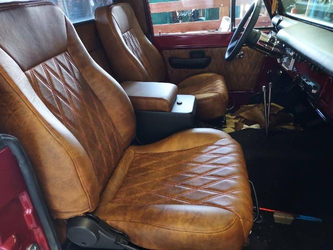Unknown-Bronco-1973-Red-Brown-4