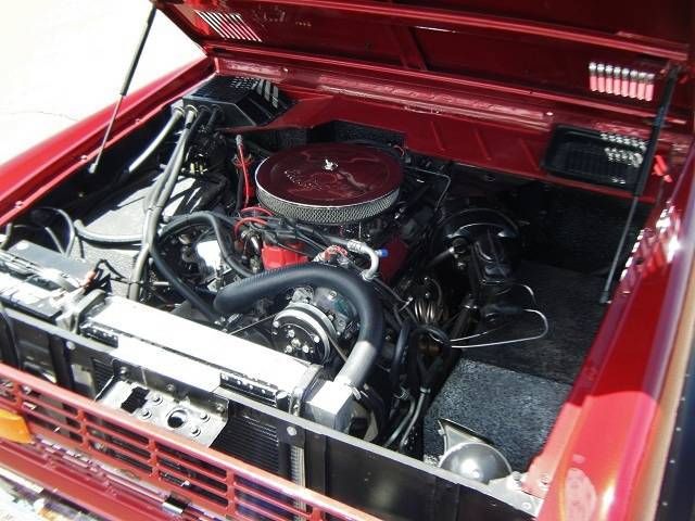 Unknown-Bronco-1973-Red-Brown-9