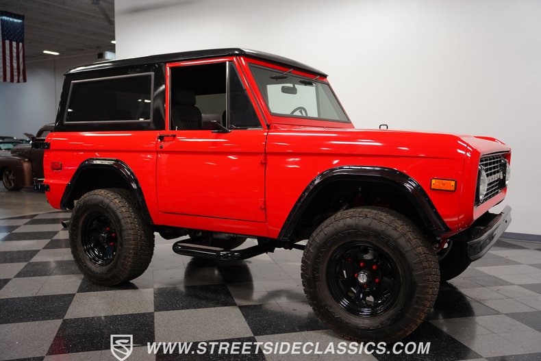 Unknown-Bronco-1973-Viper-Red-Black-17