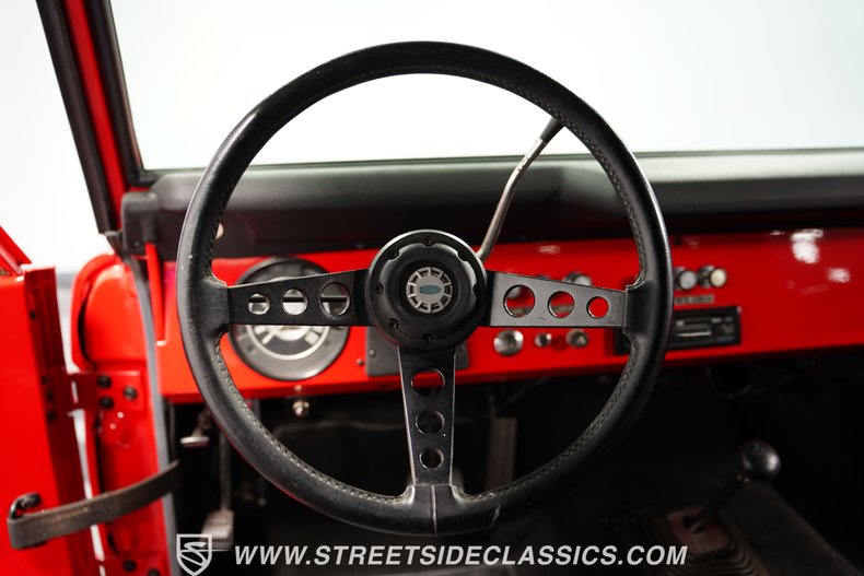 Unknown-Bronco-1973-Viper-Red-Black-43