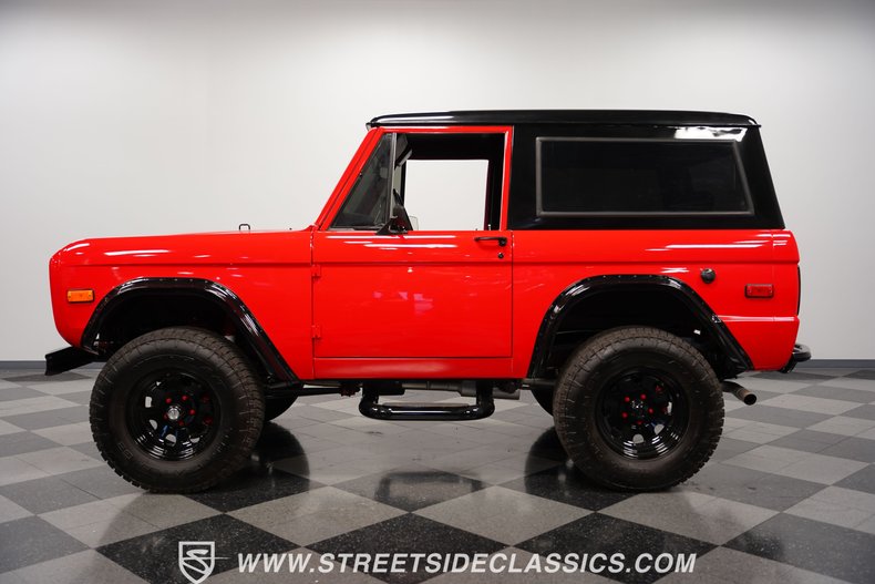 Unknown-Bronco-1973-Viper-Red-Black-8