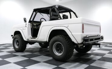 Unknown-Bronco-1973-White-Black-4