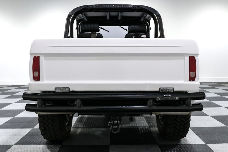 Unknown-Bronco-1973-White-Black-5