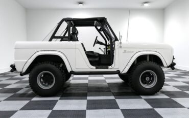 Unknown-Bronco-1973-White-Black-7