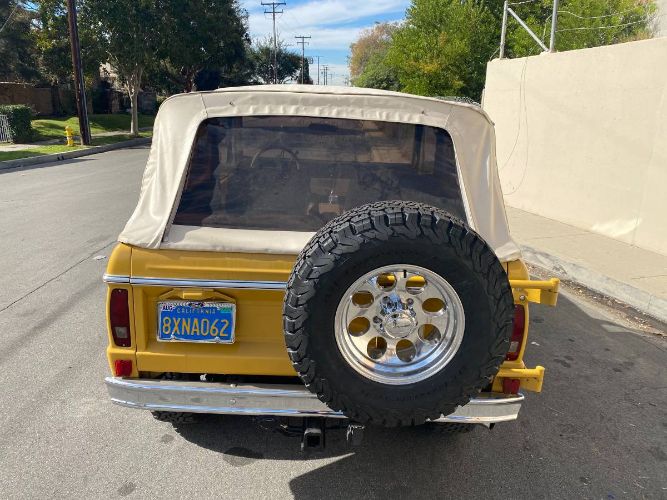 Unknown-Bronco-1973-Yellow-Tan-Houndstooth-14