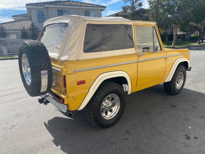 Unknown-Bronco-1973-Yellow-Tan-Houndstooth-6