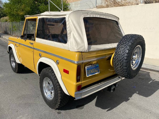 Unknown-Bronco-1973-Yellow-Tan-Houndstooth-9