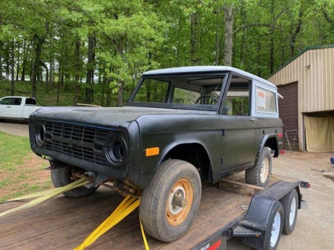 Unknown-Bronco-1974-Black-12