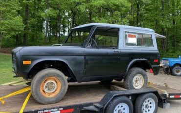 Unknown-Bronco-1974-Black-2