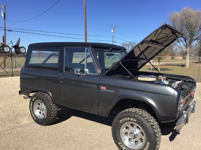 Unknown-Bronco-1974-Charcoal-Black-5