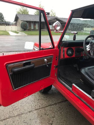 Unknown-Bronco-1974-Red-RedBlack-12