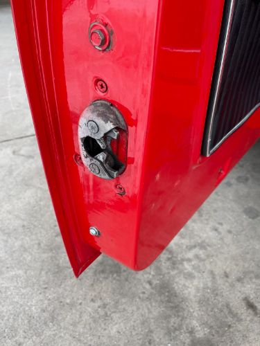 Unknown-Bronco-1974-Red-RedBlack-47