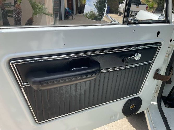 Unknown-Bronco-1974-White-10