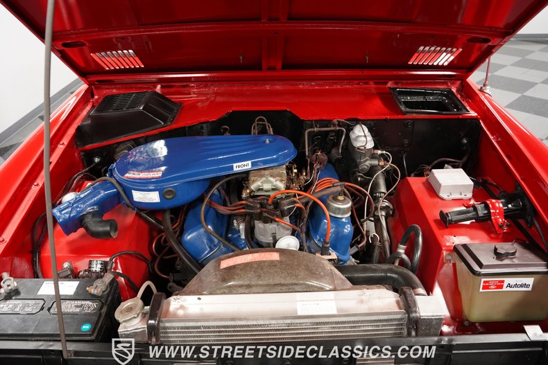 Unknown-Bronco-1975-Red-White-1