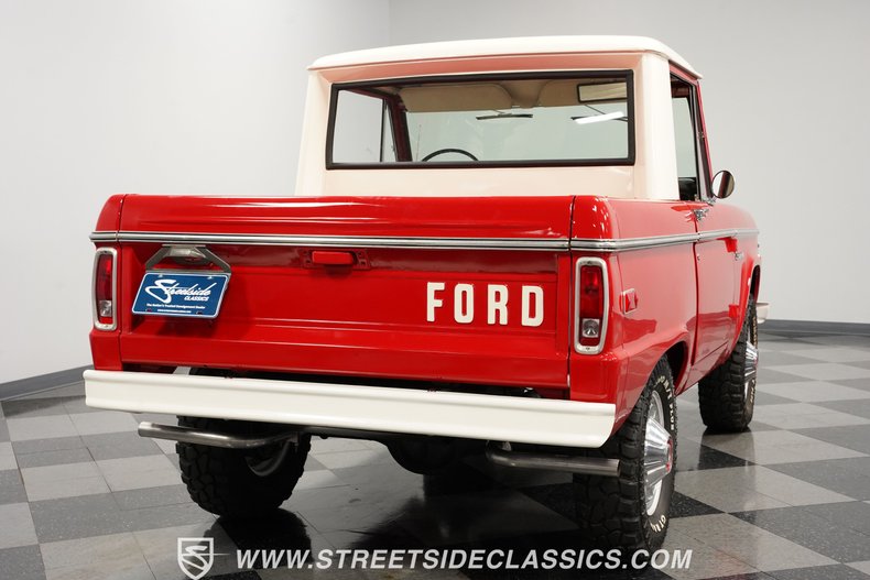Unknown-Bronco-1975-Red-White-10