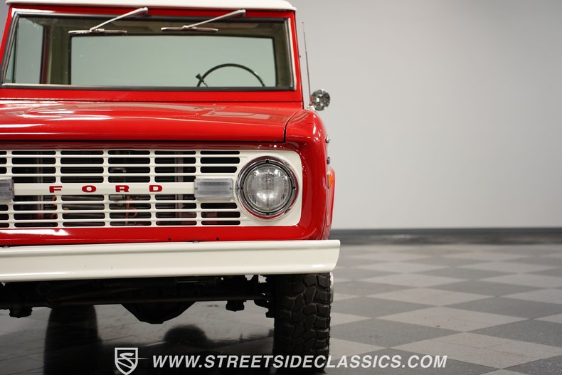 Unknown-Bronco-1975-Red-White-17