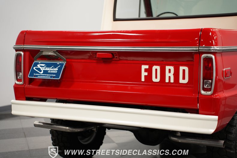 Unknown-Bronco-1975-Red-White-23