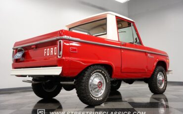 Unknown-Bronco-1975-Red-White-24