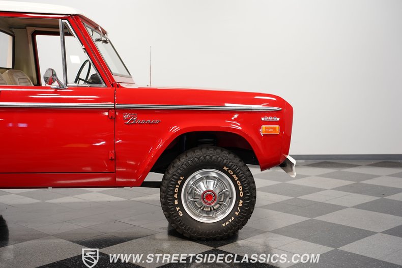 Unknown-Bronco-1975-Red-White-27
