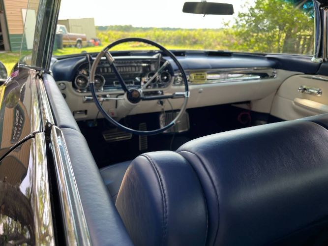 Unknown-Brougham-1958-Dark-Navy-BlueStain-Light-Blue-Leather-8