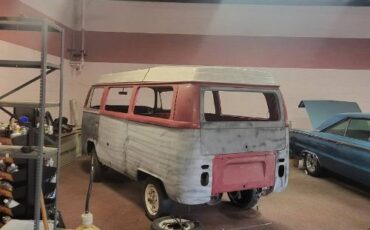 Unknown-Bus-1969-3
