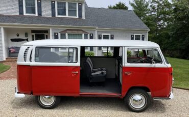 Unknown-Bus-1969-Red-10