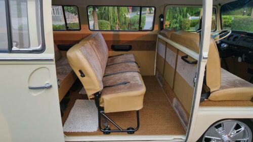 Unknown-Bus-1969-Tan-Brown-11