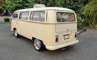 Unknown-Bus-1969-Tan-Brown-15