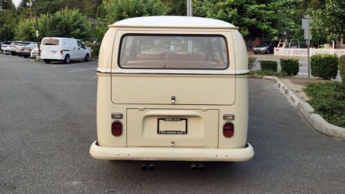 Unknown-Bus-1969-Tan-Brown-21