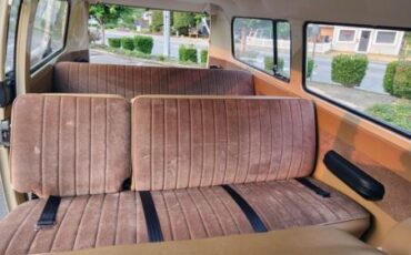 Unknown-Bus-1969-Tan-Brown-9