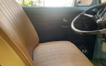 Unknown-Bus-1970-Blue-1