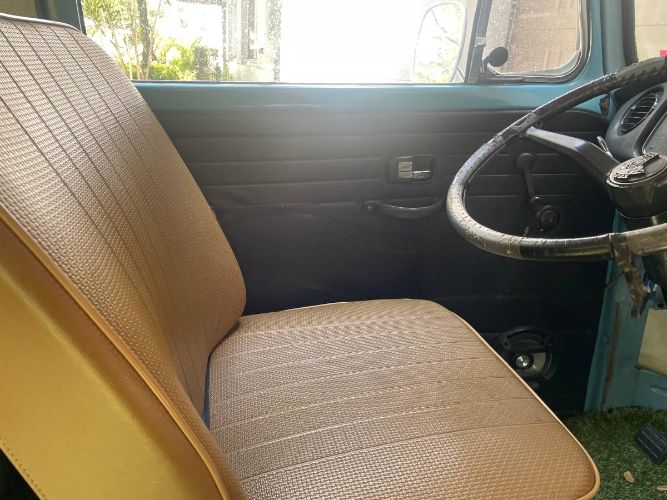 Unknown-Bus-1970-Blue-1