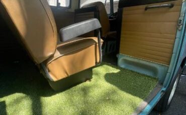 Unknown-Bus-1970-Blue-12