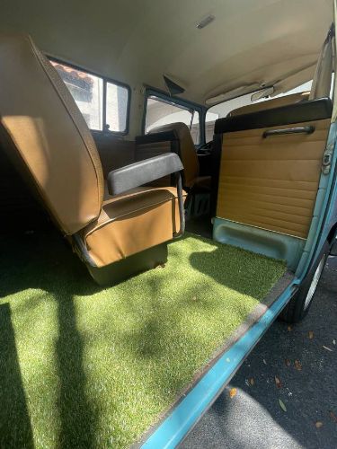 Unknown-Bus-1970-Blue-12