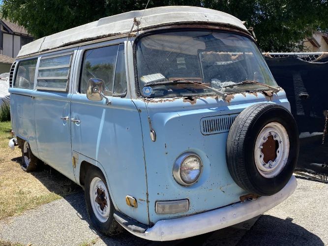 Unknown-Bus-1970-Blue-13