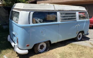 Unknown-Bus-1970-Blue-2